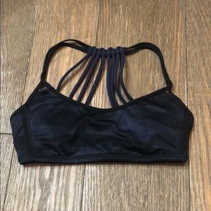 Lululemon sports bra
